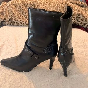 NWOT Pierre Dumas. Black studded booties.